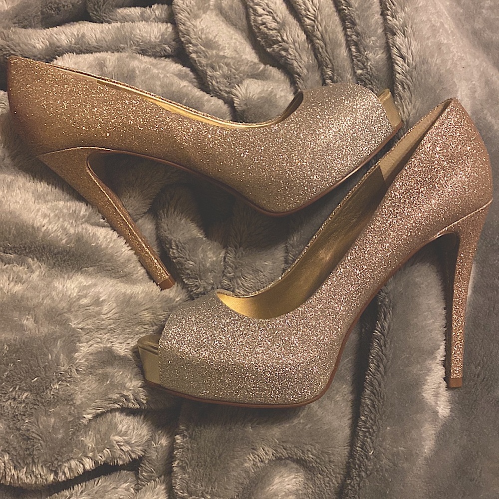 womens sparkly heals